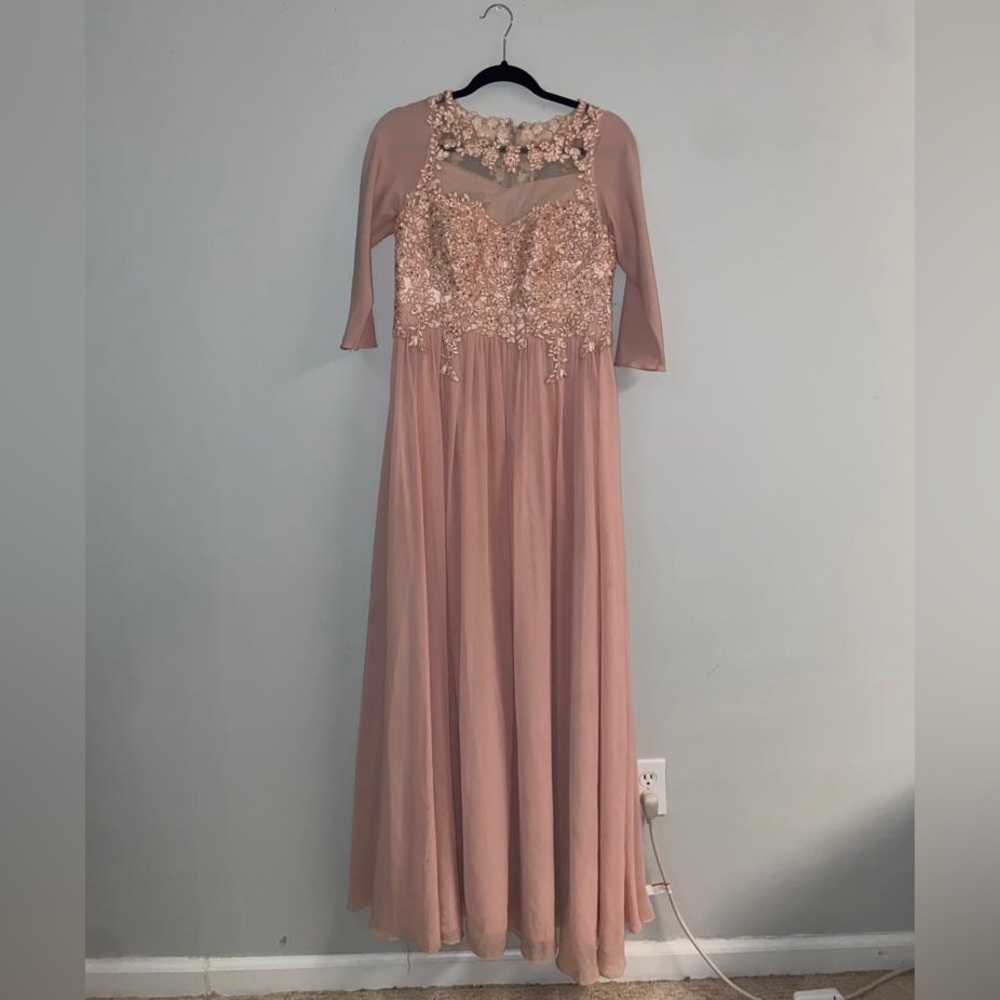 🔥HOT🔥 PINK FLORAL MODEST PROM/WEDDING GUEST